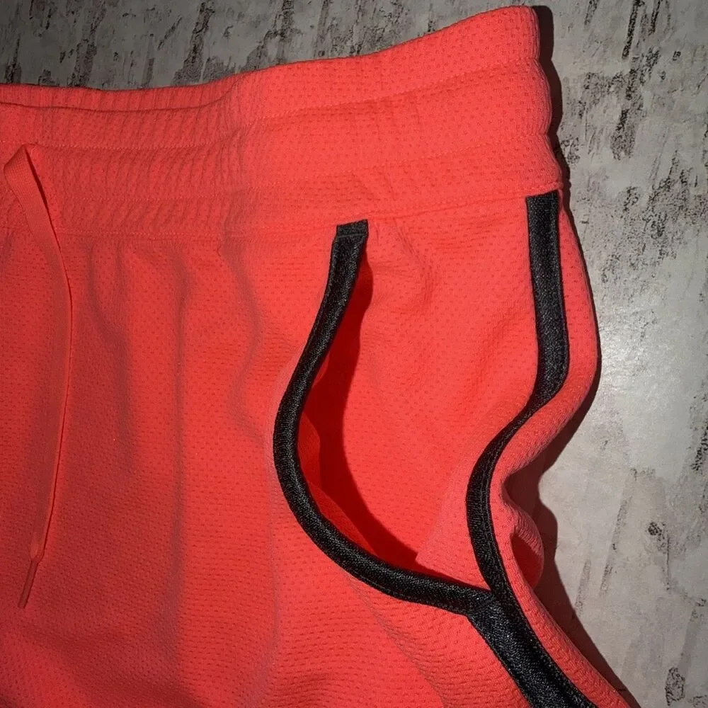 Under Armour Women’s Running Shorts Large Semi-Fitted Heatgear Orange